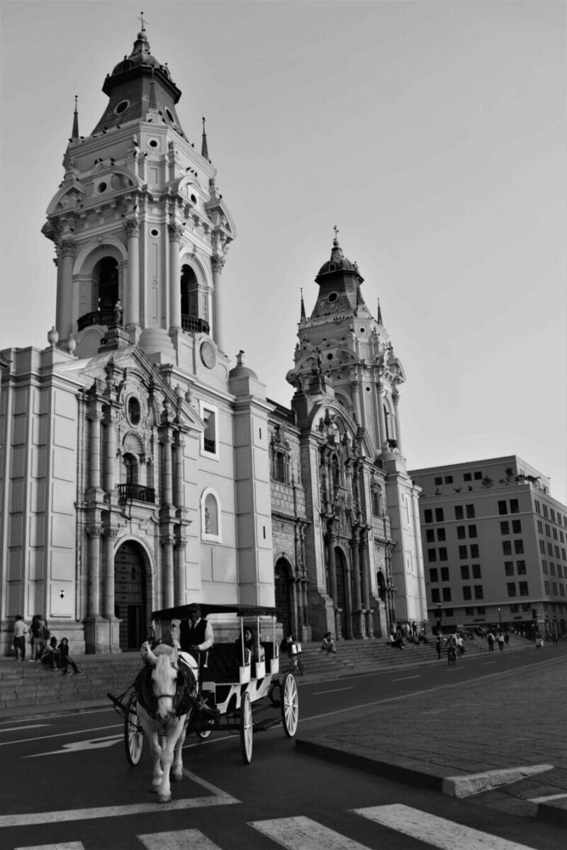 Centro de Lima min scaled Acerca de